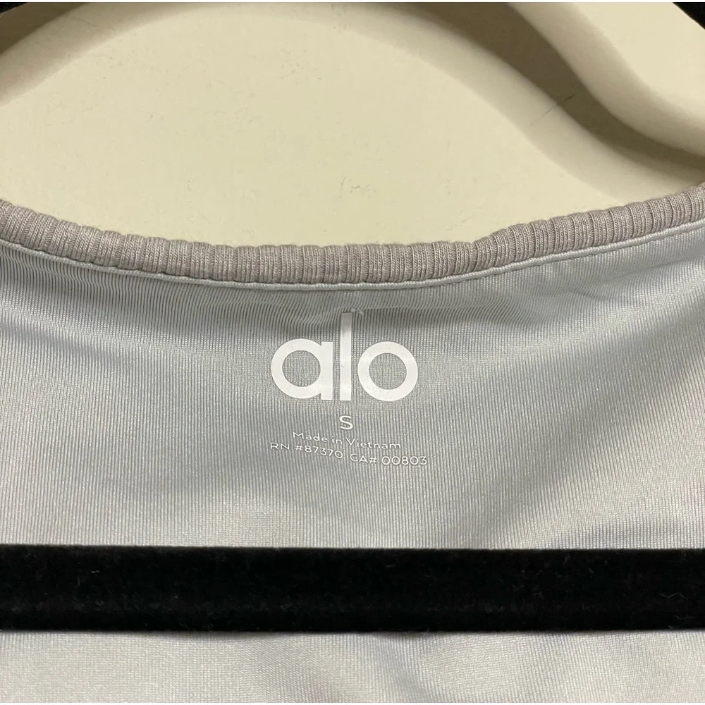 ALO Yoga Blissful Henley Bra Top Heather Gray